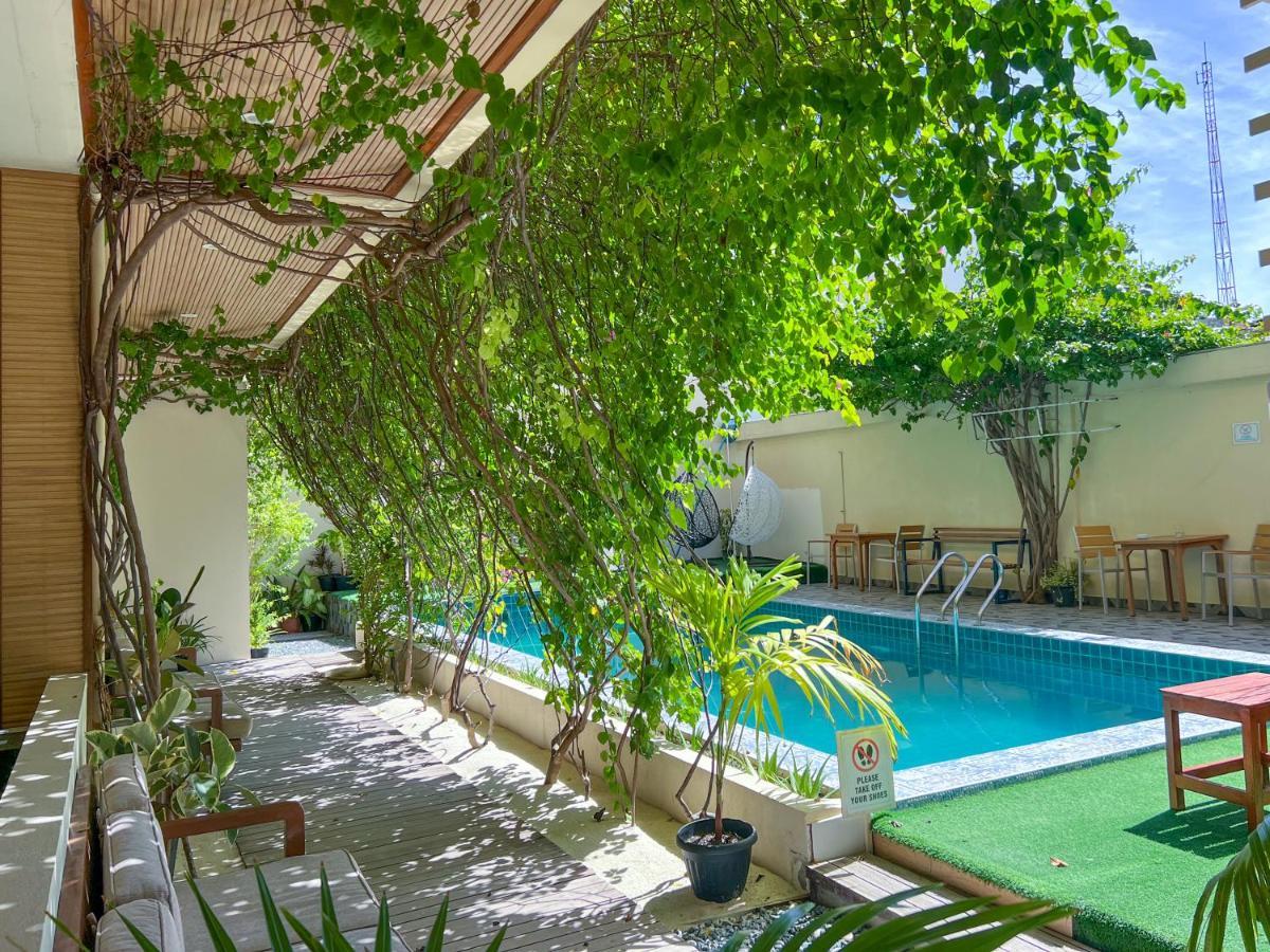 Rehendhi Villa MALDIVES Extérieur photo